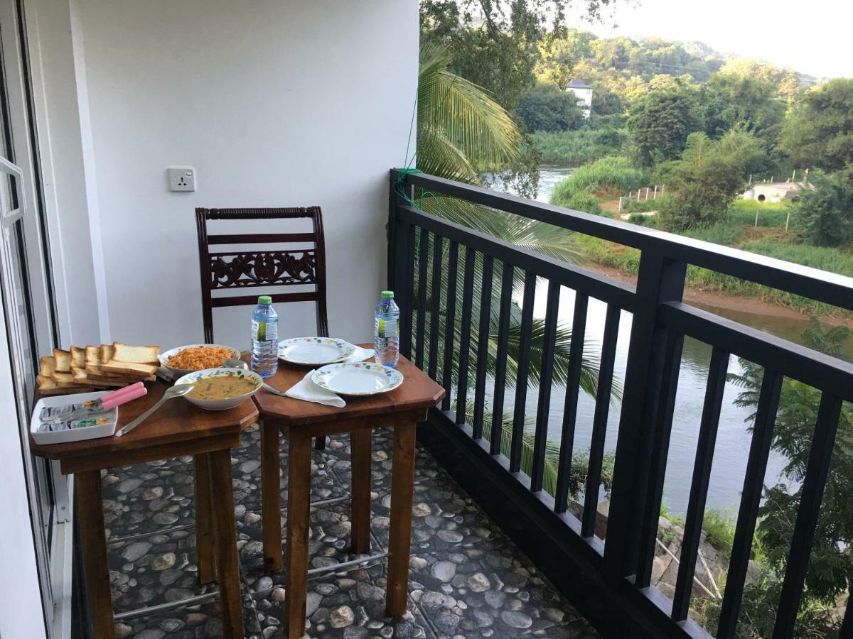 Jenushi Homestay 康提 外观 照片