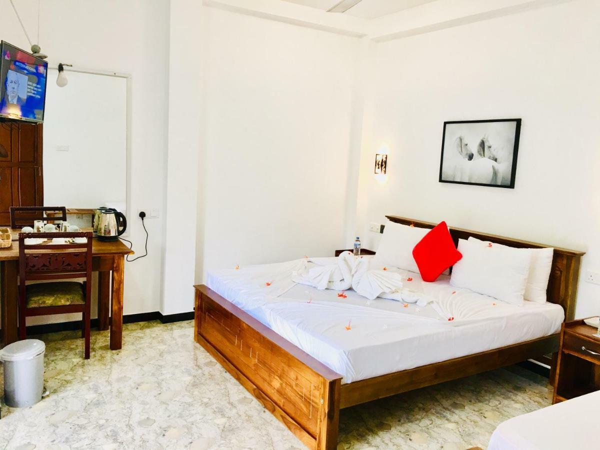 Jenushi Homestay 康提 外观 照片