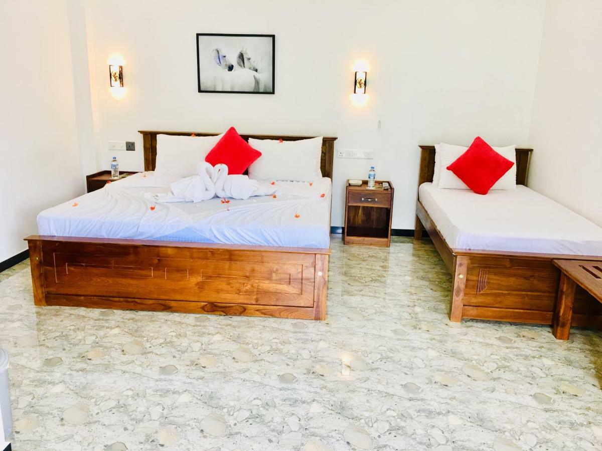 Jenushi Homestay 康提 外观 照片