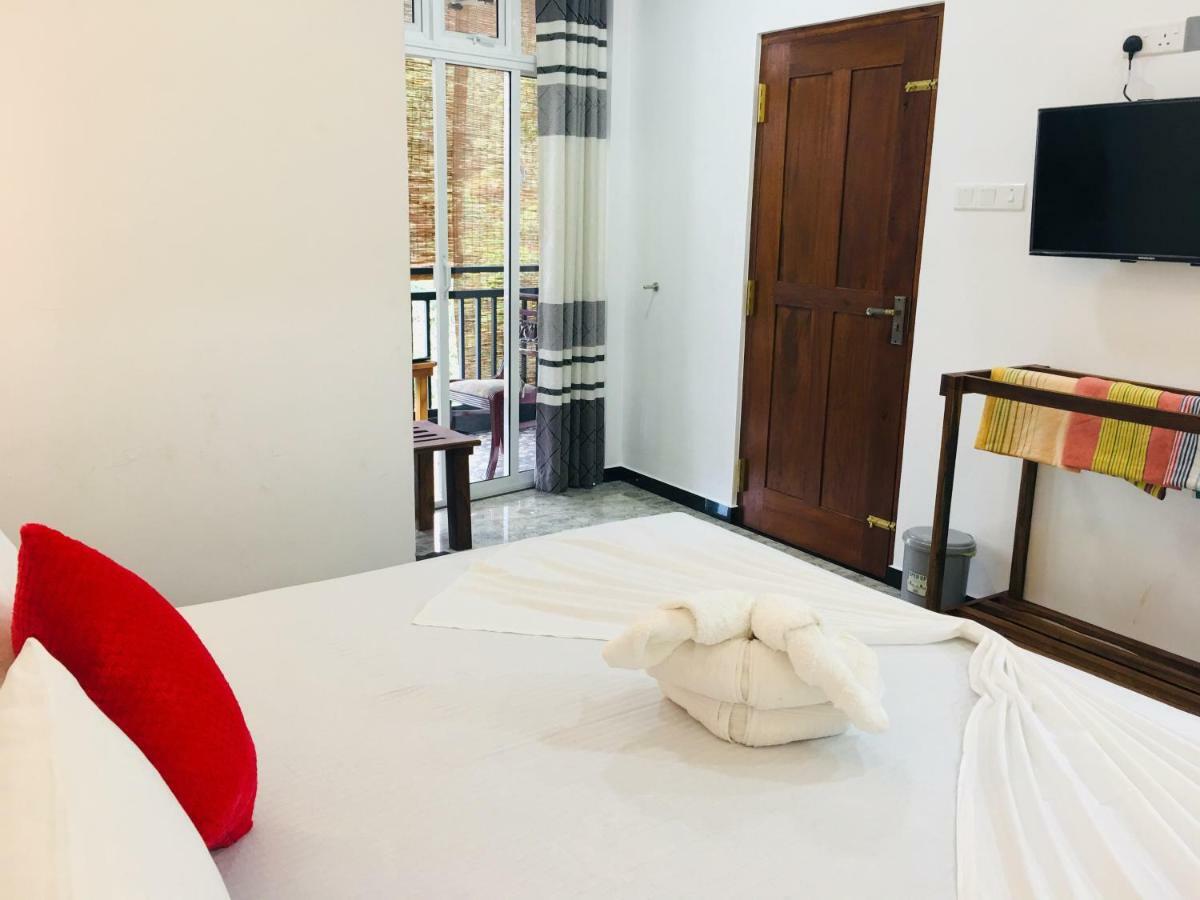 Jenushi Homestay 康提 外观 照片