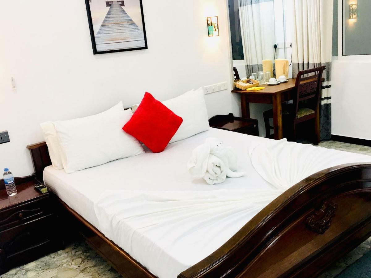Jenushi Homestay 康提 外观 照片