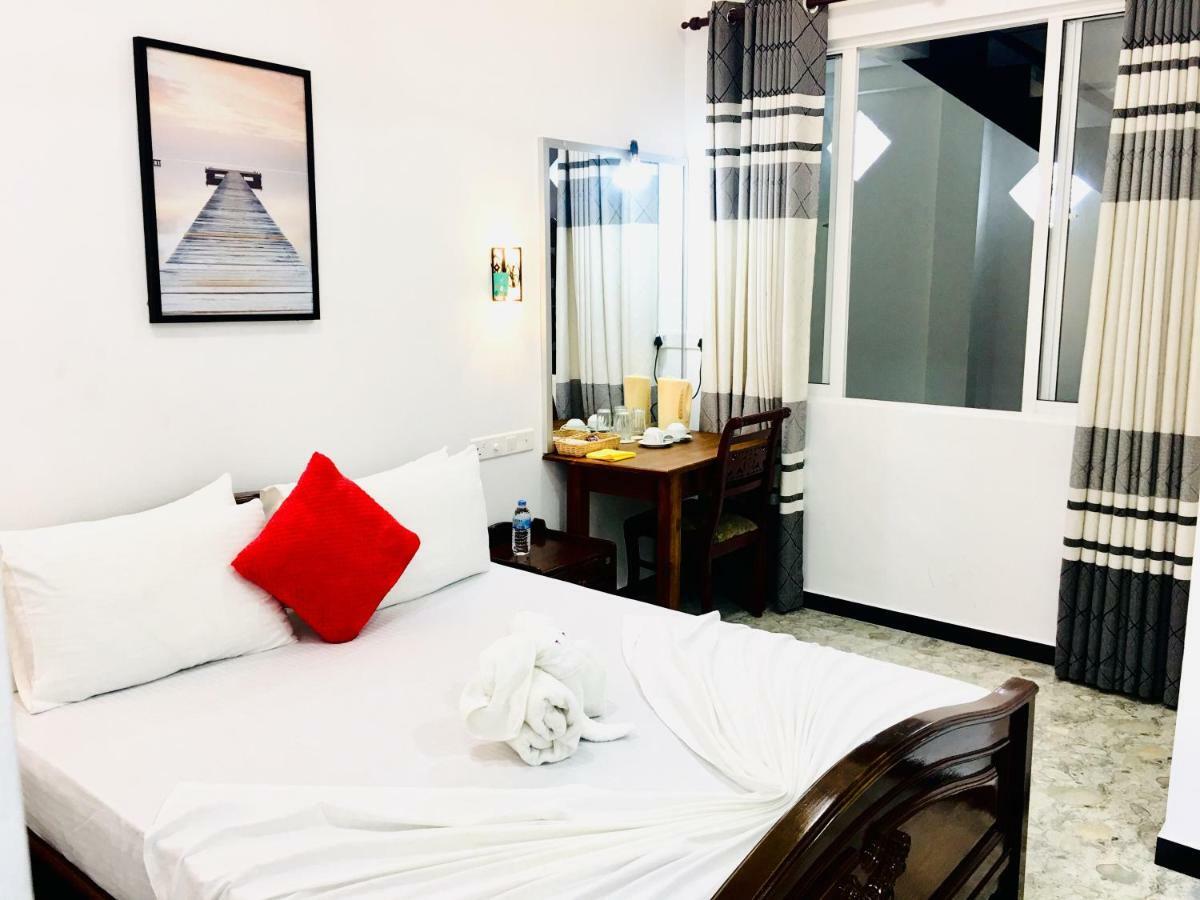 Jenushi Homestay 康提 外观 照片