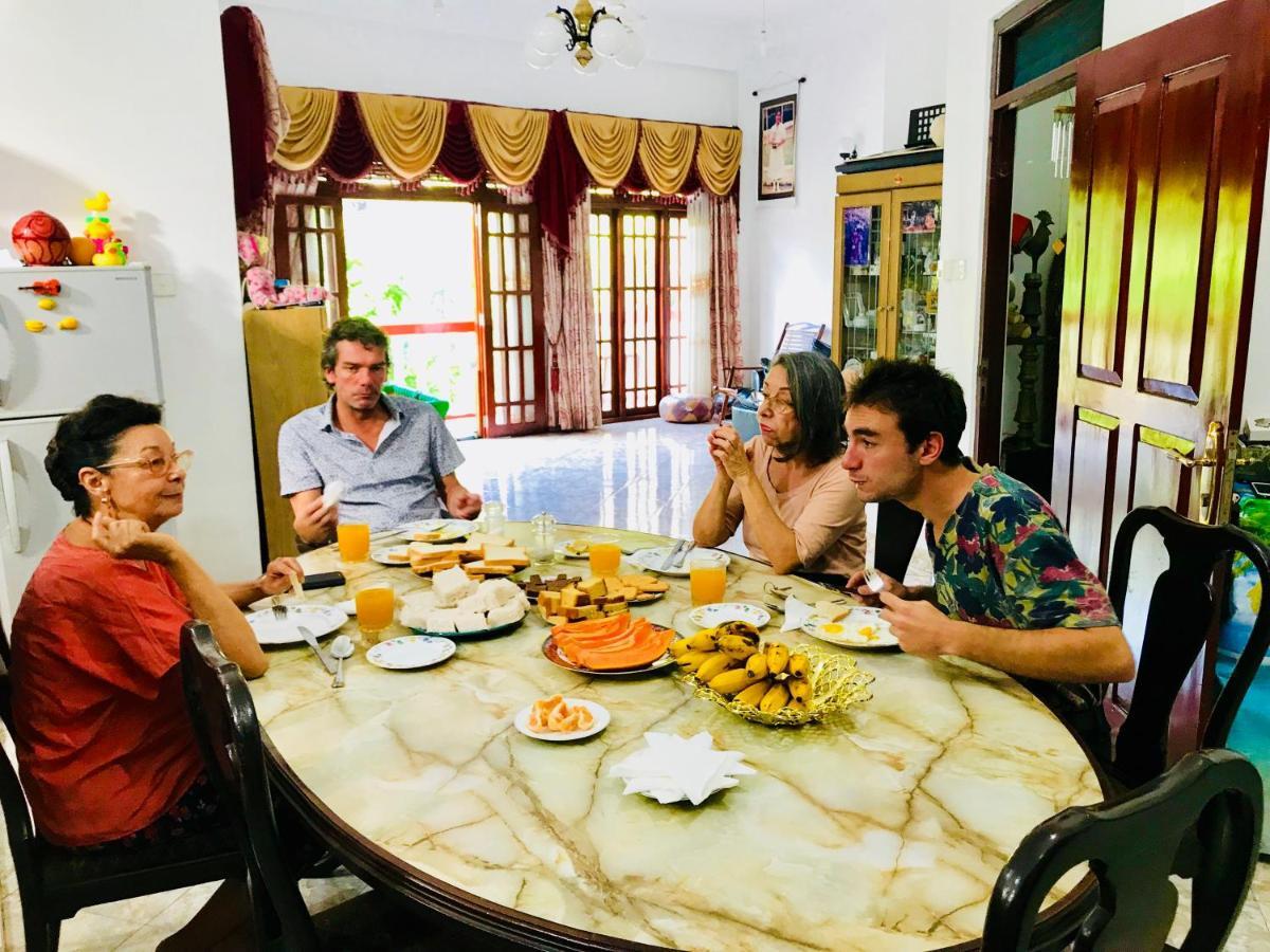 Jenushi Homestay 康提 外观 照片